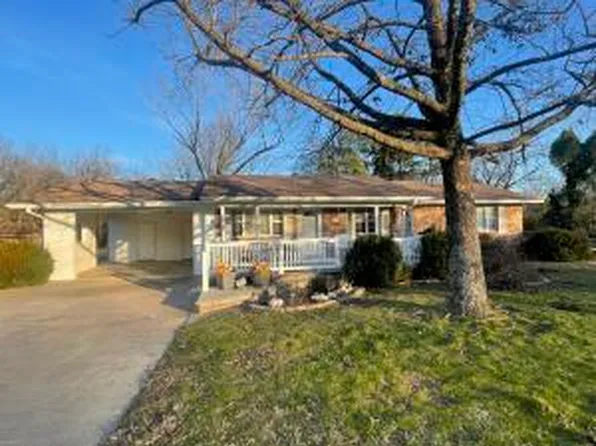 812 N Miller St, Clarksville, AR 72830