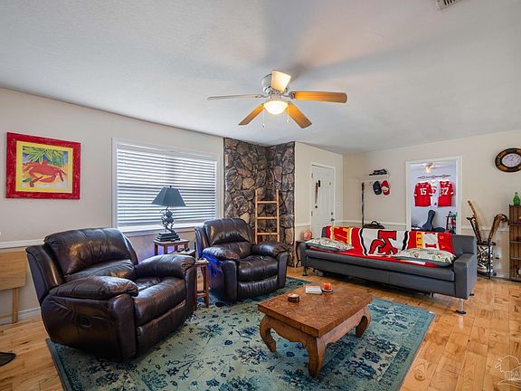 3rd image of 5444 Soundside Dr