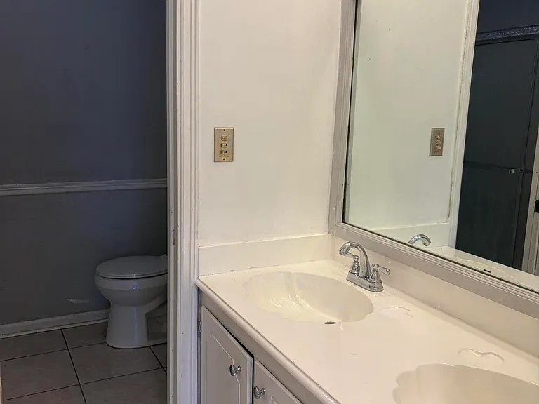 111 Valencia Dr — Photo 7