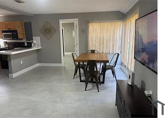 3 bed, $3,500 — Photo 4