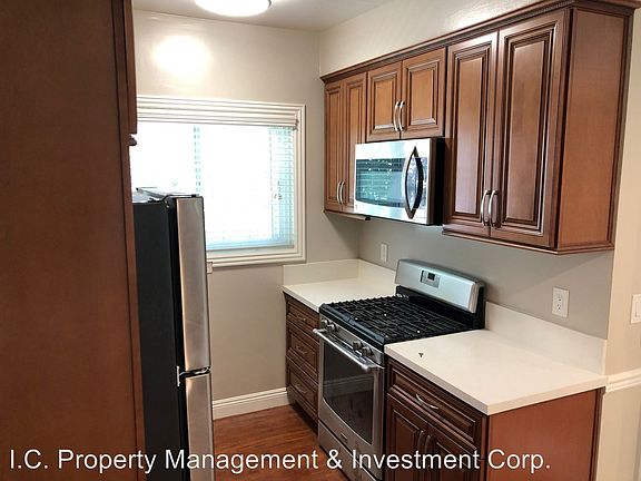 4th image of 415 S Oakland Ave APT 8