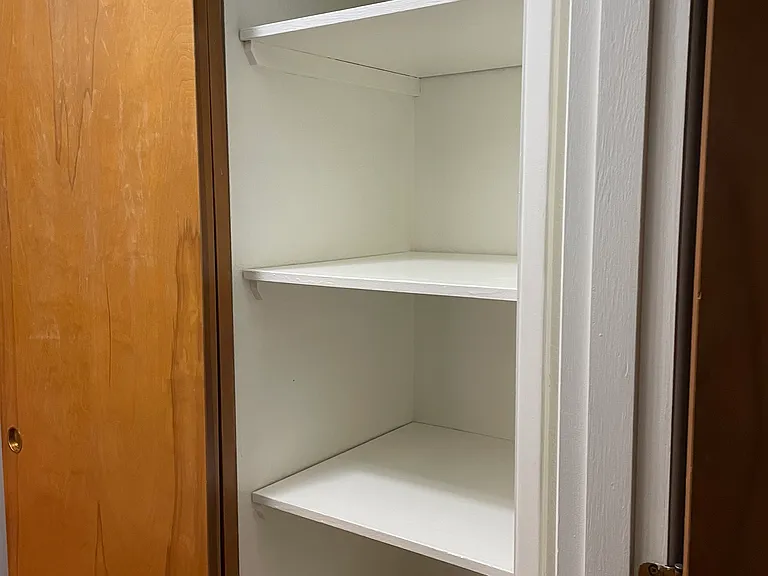Extra linen storage