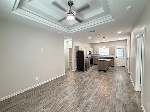 3800 Ventura Ave #4 Photo 1