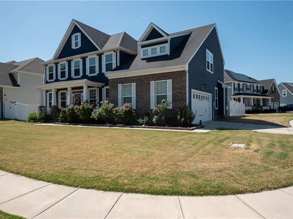 815 Angel Wing Dr, Chesapeake, VA 23323