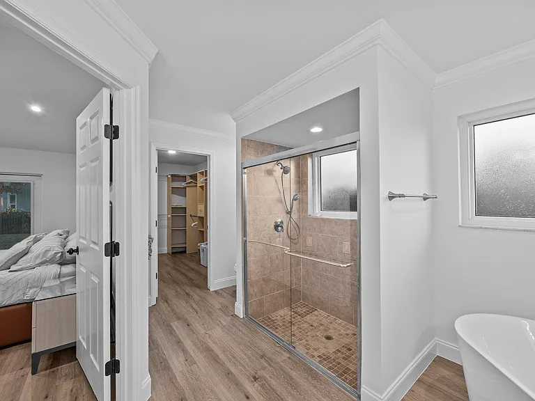 2400 Seaford Dr — Photo 21