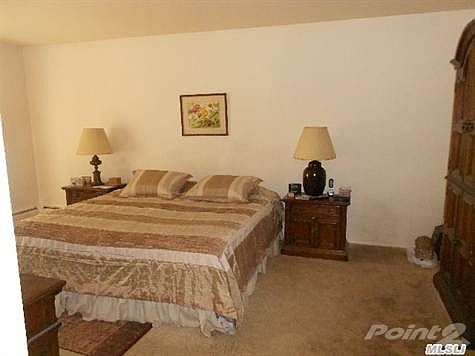 4th image of 8 Markwood Ln
