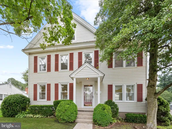 12 Delaware Ave, Milford, DE 19963