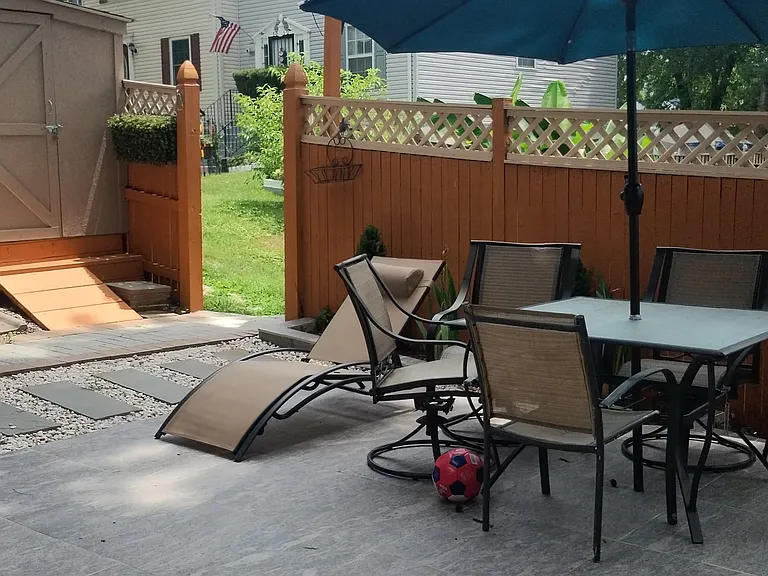 5016 Kenilworth Ave #1 — Photo 1
