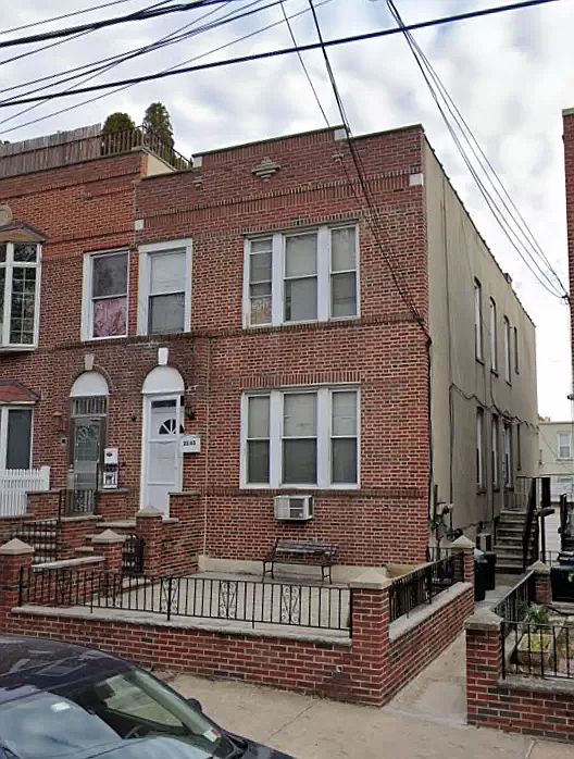 1st image of 2363 23rd St