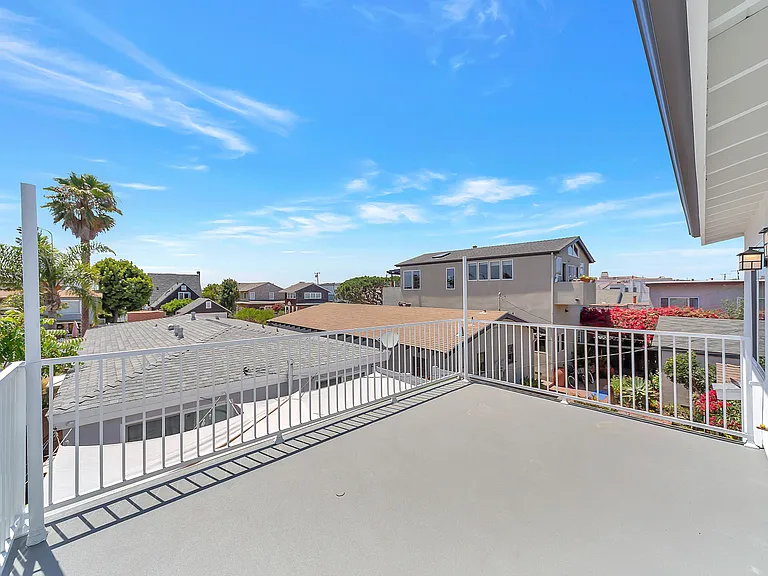1928 Monterey Blvd — Photo 16