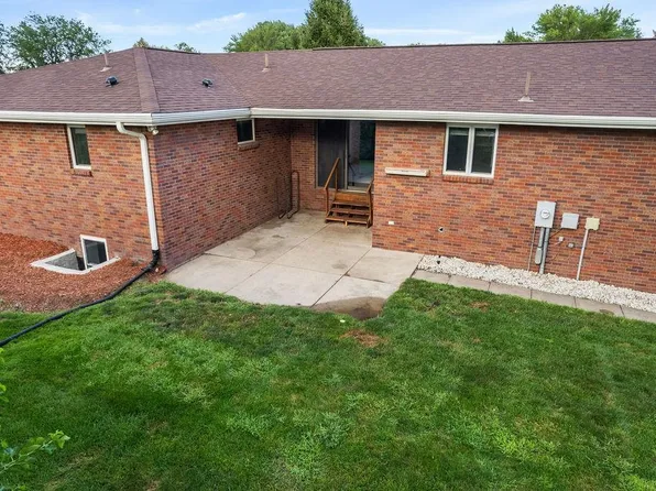 3496 Linden Dr, Columbus, NE 68601