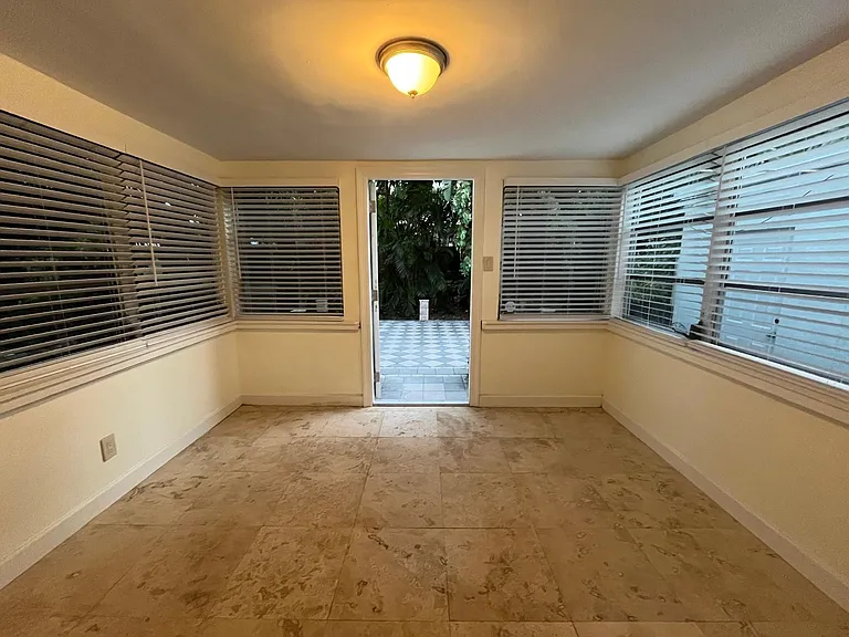348 Gregory Rd — Photo 18