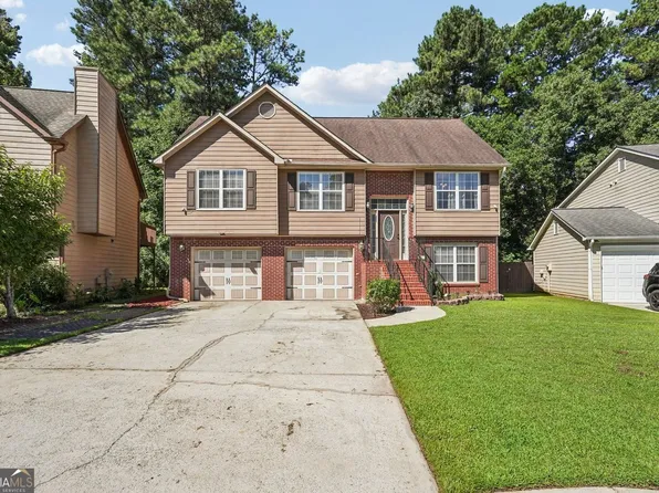 1765 Stoneoak Cir, Lawrenceville, GA 30043