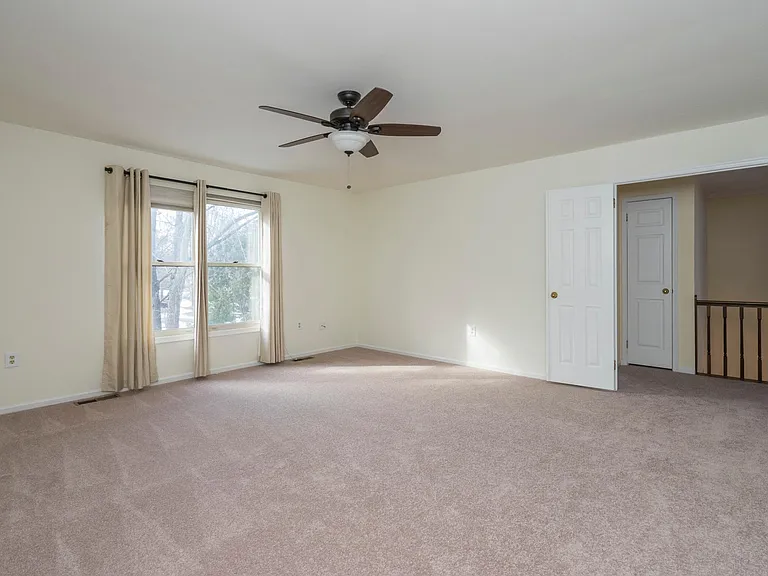 13 Sweetwater Cir — Photo 9