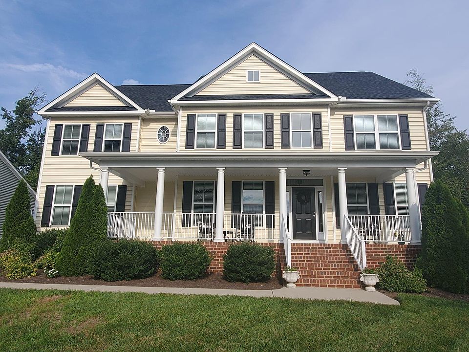 1st image of 7477 American Holly Ln