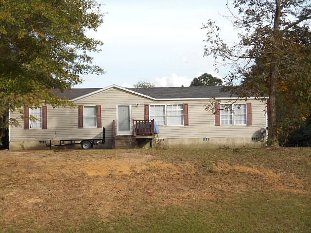 1st image of 825 Wren Ln