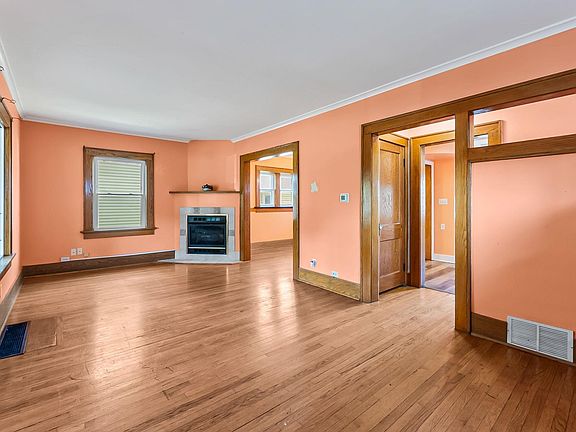 5th image of 2409 Terrace Rd