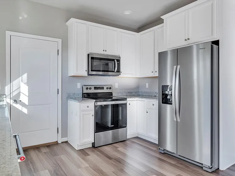 175 Bishops Gate Rd NW — Photo 8