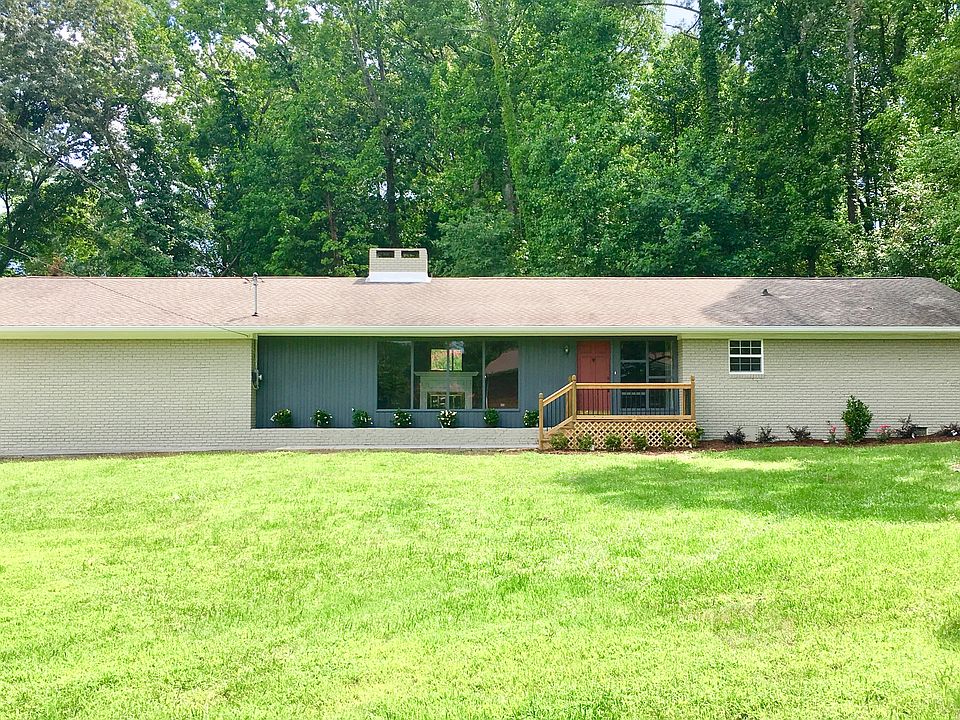 1st image of 3810 Crestwood Dr NW