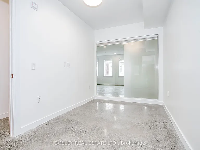 41 River St #22 — Photo 11