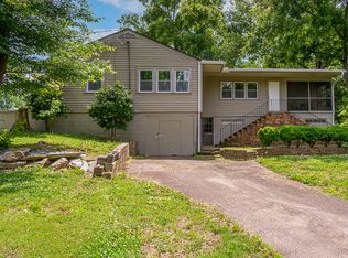 281 N Rockingham St, Robbins, NC 27325