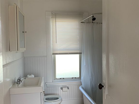2nd image of 641 Wylie Ave