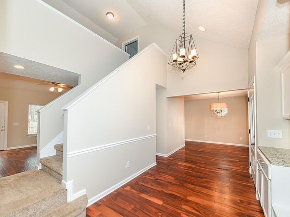 4th image of 1734 Lucille Ln