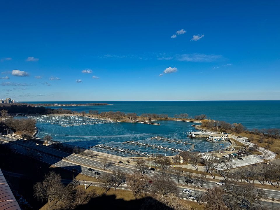 1st image of 3100 N Lake Shore Dr APT 512