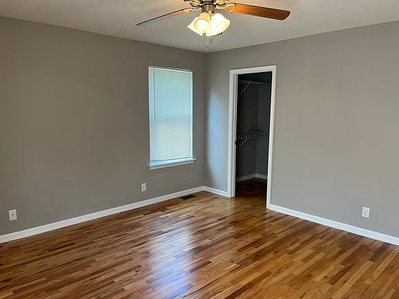 4th image of 220 Redwood Cir APT 101