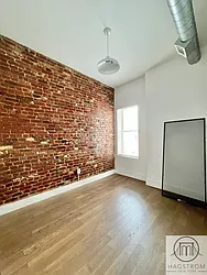 Rented by MADEHOME