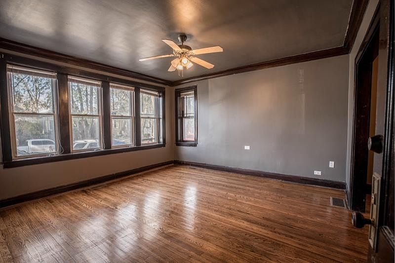 1st image of 3419 N Lowell Ave #1