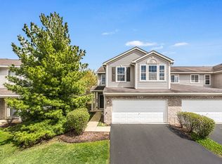 1824 Candlelight Cir #1824, Montgomery, IL 60538