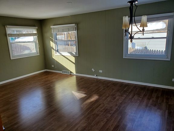 2nd image of 36742 N Normandy Ave