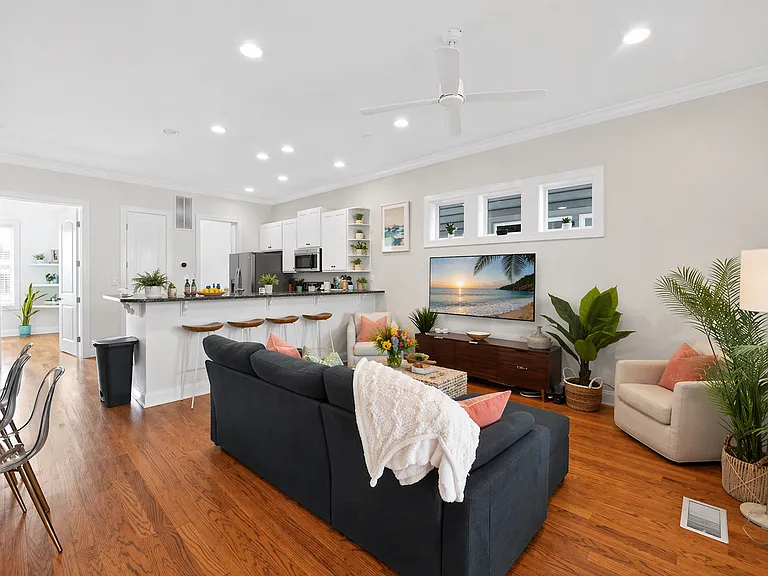 6224 Thomas Dr — Photo 15