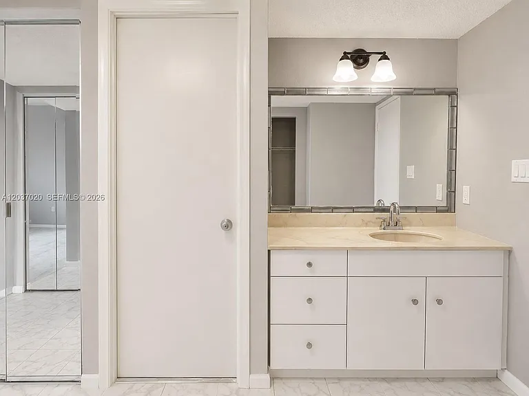 20505 E Country Club Dr #138 — Photo 15