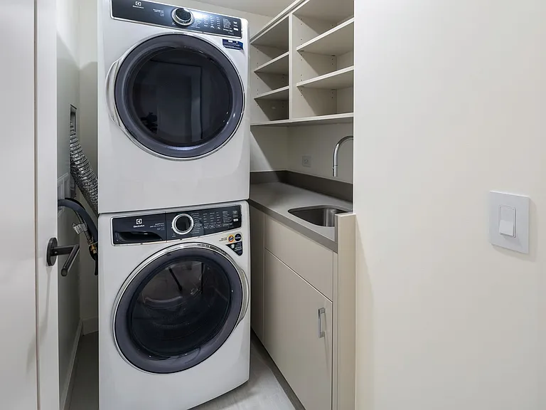 1100 Ala Moana Blvd #3208 — Photo 9