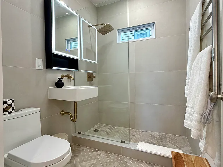 8 Fox St #2 — Photo 13