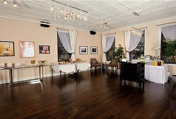 5th image of 163 W 23rd St Fl 4