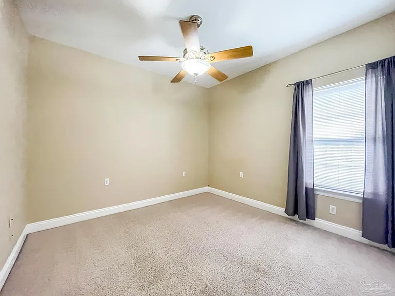 724 Ladner Dr — Photo 52