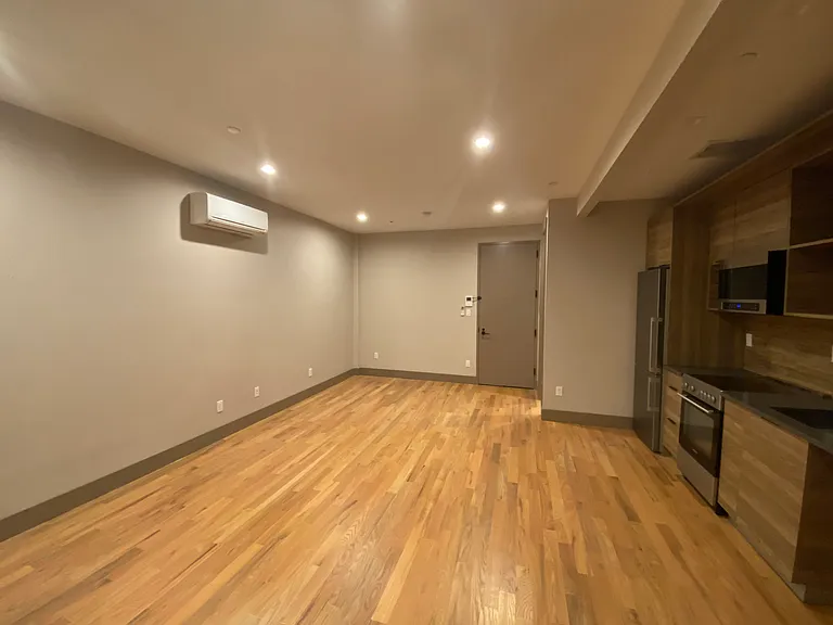 1140 De Kalb Ave #2A — Photo 6