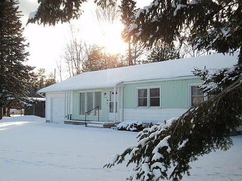 2nd image of 1010 Highland Ct