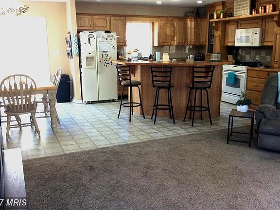 2nd image of 559 Wakefield Dr