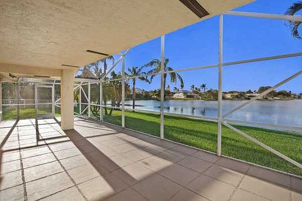 Home For Sale In Lake Charleston