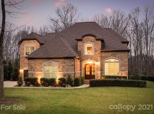 1234 Bromley Dr, Matthews, NC 28104