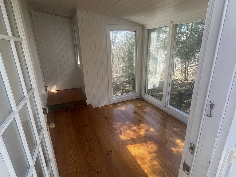 4 Underwood St #3 — Photo 16