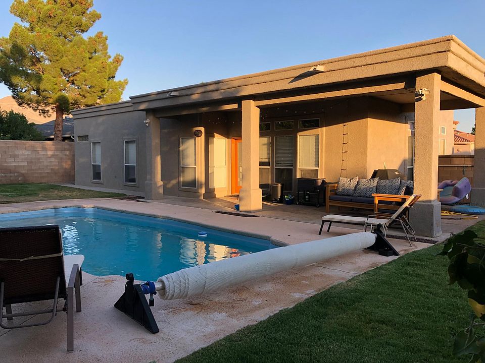 Your New Mexico oasis awaits!