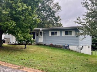 726 Esther Dr, Arnold, MO 63010