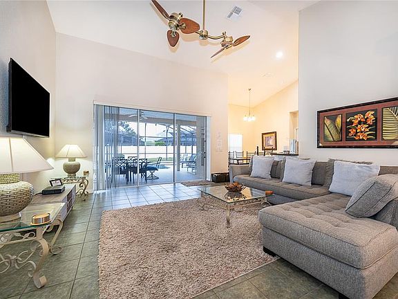 4th image of 569 BURFORD CIRCLE