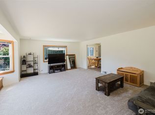 143 Dora Ave, Bremerton, WA 98312