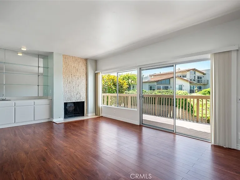 113 Hilltop Cir — Photo 8